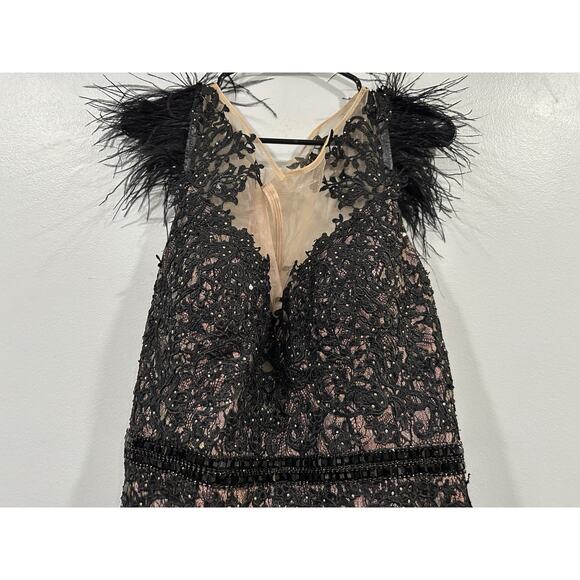 Mac Duggal 79230 Trumpet Gown Embellished Feather Sleeve Illusion Neck Sz 12 - Picture 3 of 7